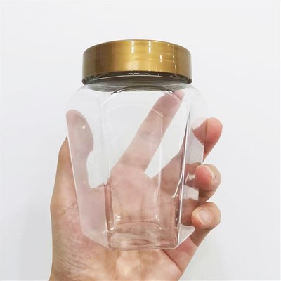 Barattoli di plastica esagonali